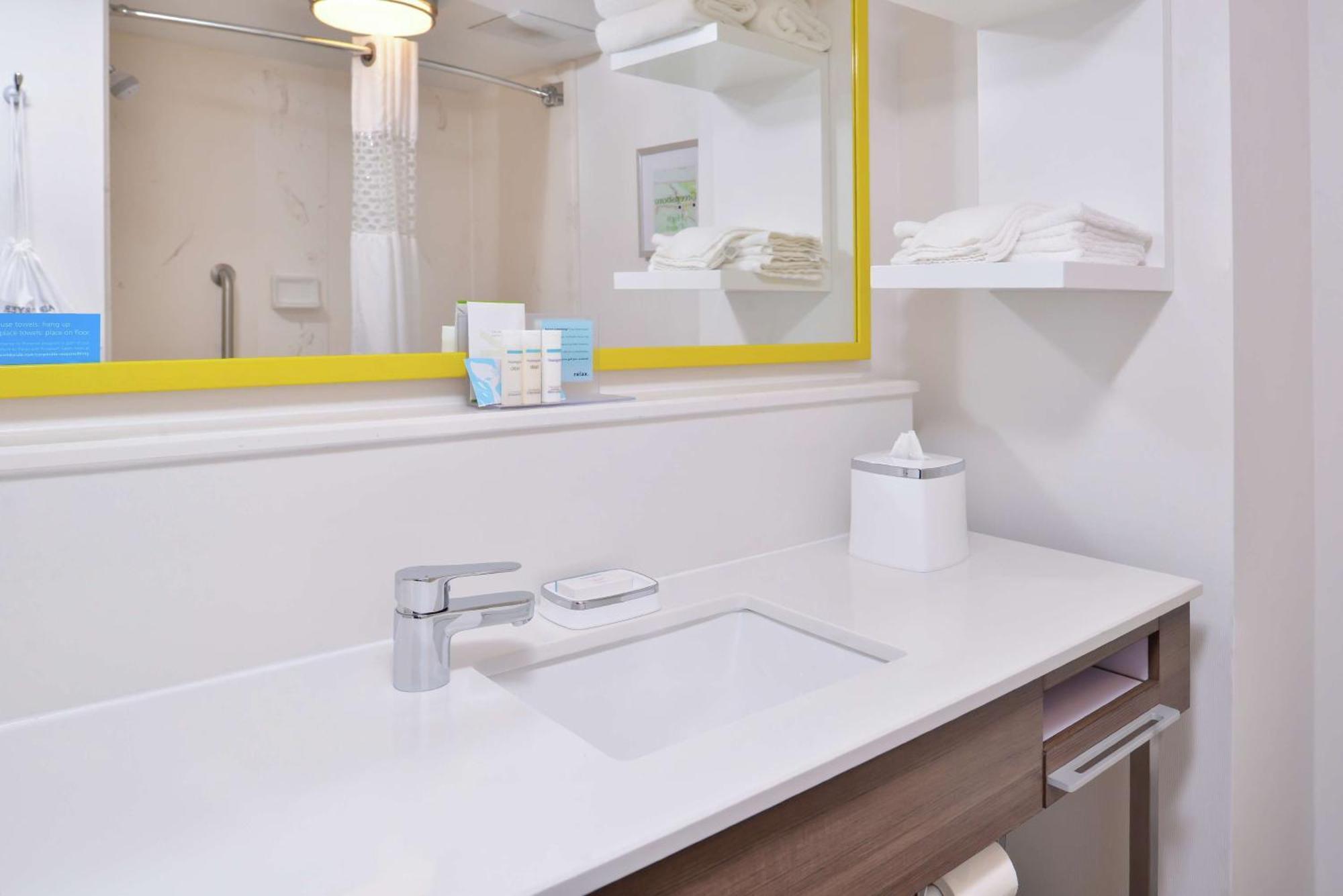 Hotel Hampton Greensboro East /